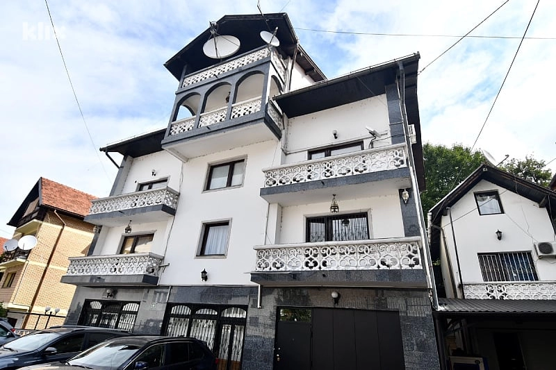 Ambasada Rusije: Ambasadori Kvinte i Trojka u tamnoj sobi tražili crnu mačku, a nje nema